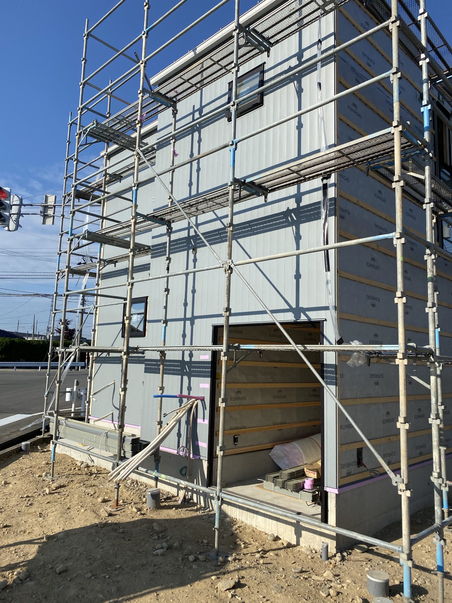 F型目地無しスパン貼り